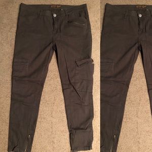 Dark Olive Green Cargo pants